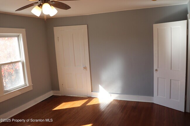 Building Photo - 712 W Lackawanna Ave