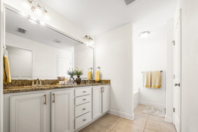 Building Photo - 120 Mosaic Oaks Cir