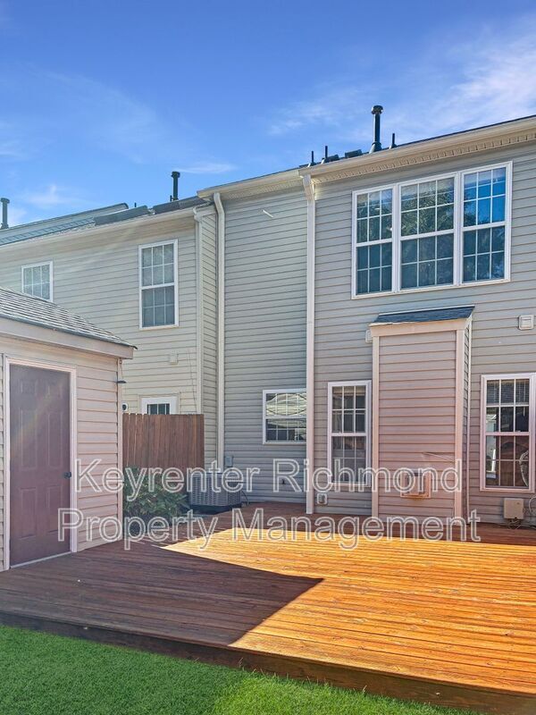 Building Photo - 9207 Stone Meadow Dr