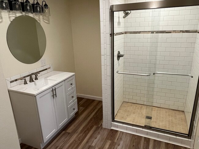 Master bathroom shower - 805 S Frey St