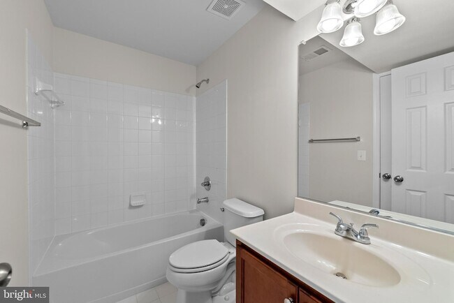 Building Photo - 7722 Yalta Way