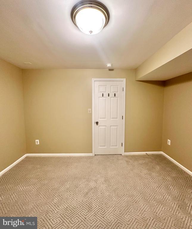 Building Photo - 12102 Snow Shoe Ct