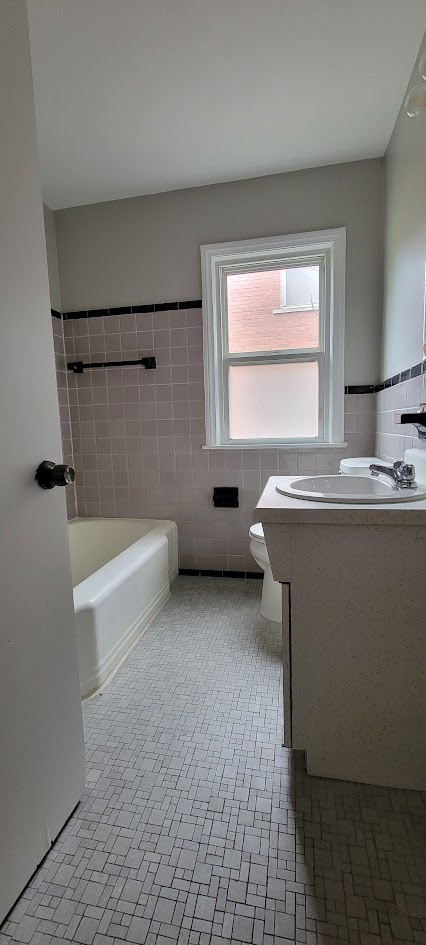 Building Photo - 4404 Marseilles St