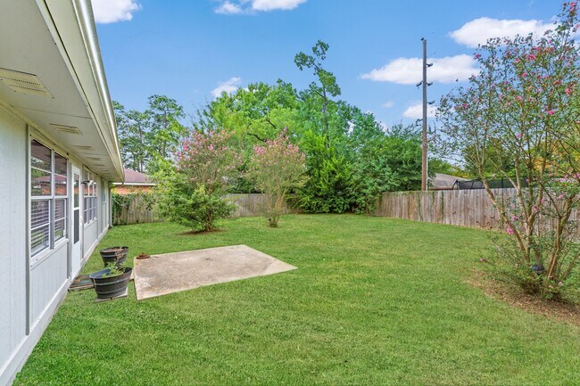 Building Photo - 19819 Lions Gate Ct