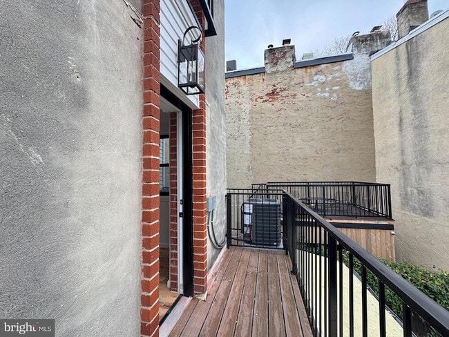 Building Photo - 781 S 3rd St