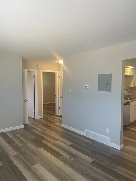 Building Photo - 4564 Everett St