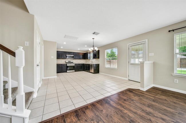 Building Photo - 32126 Willow Creek Park