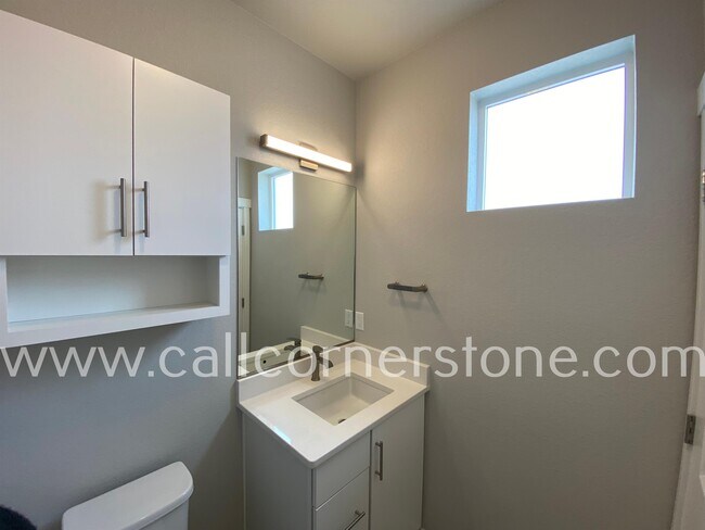 Building Photo - 8767 Zeal Ct