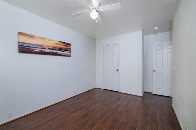 Building Photo - 29723 Sullivan Oaks Dr