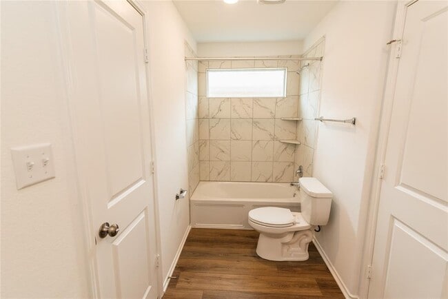 Building Photo - 116 The Ugly Wy