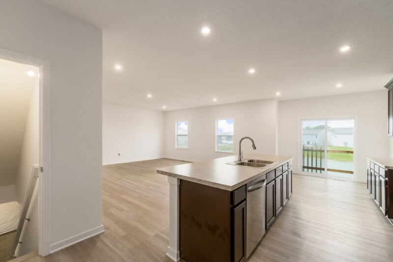 Building Photo - 2816 Horsham Dr