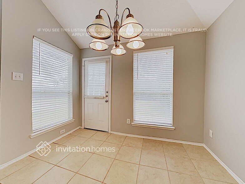 Building Photo - 7703 Kittery Ln