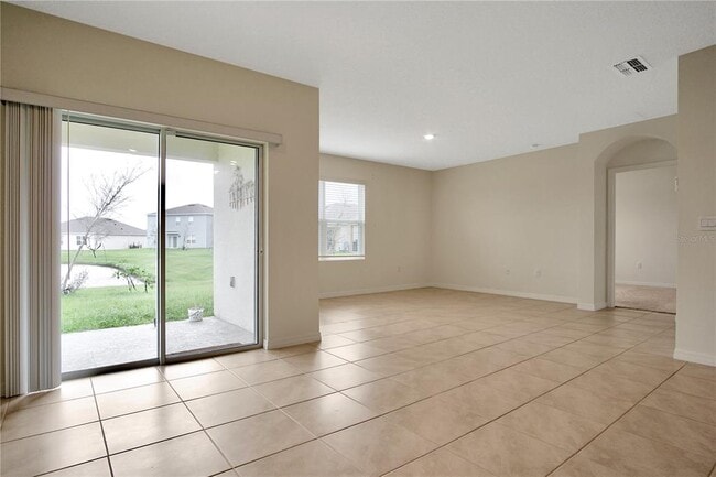 Building Photo - 538 Noble Ave