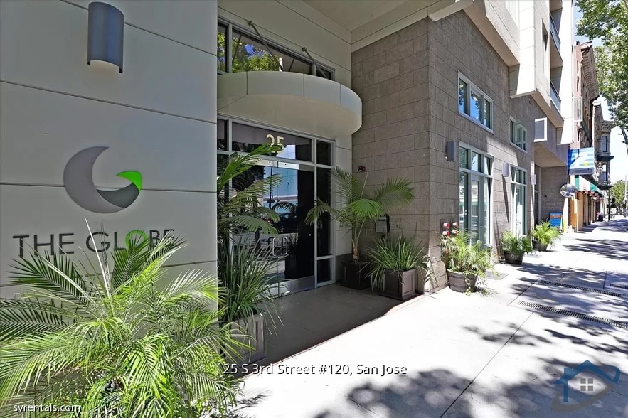 Entrance - 25 S 3rd St