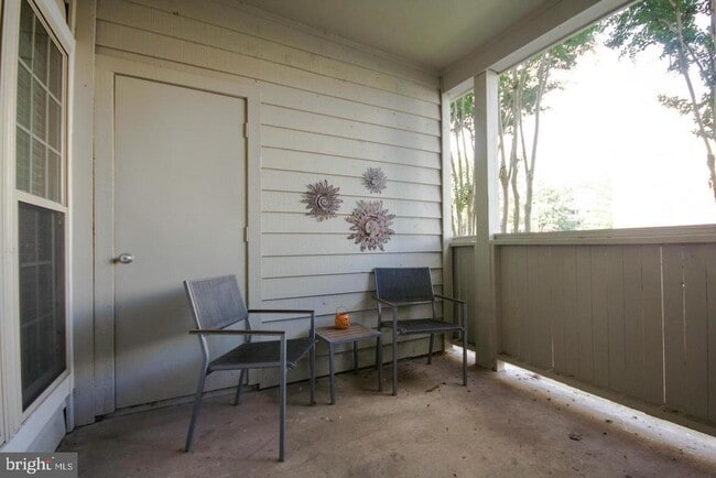 Building Photo - 12152 Penderview Terrace