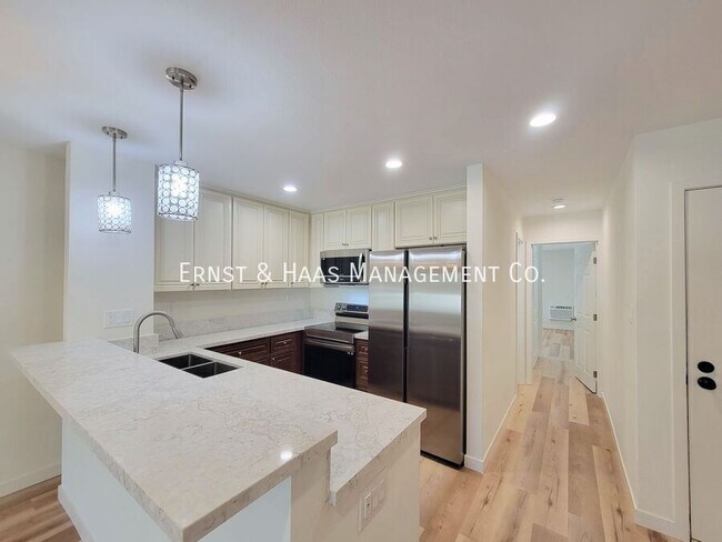 Building Photo - 7890 E Spring St