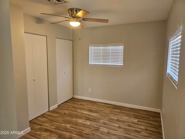 Building Photo - 26841 W Desert Crest St