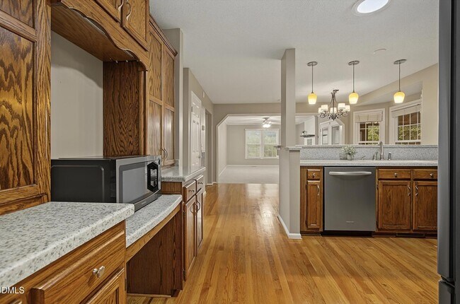 Building Photo - 106 Dilworth Ct