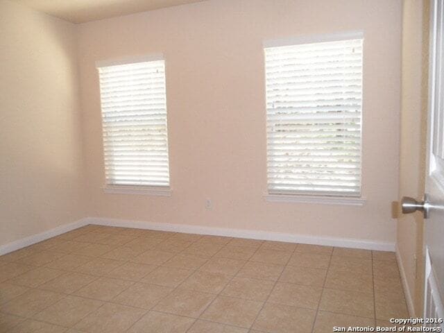Building Photo - 1211 Rimrock Cv