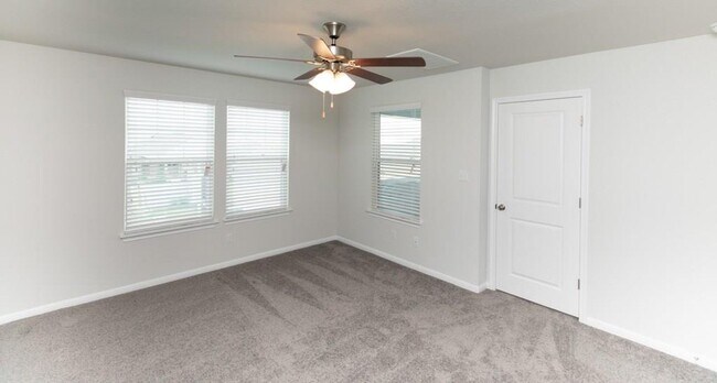 Building Photo - Sorento STUNNER!!!