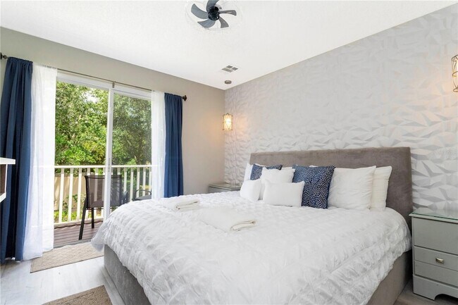 Building Photo - 8553 Crystal Cove Loop
