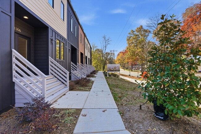 Building Photo - Bright, Open & Exceptionally Large—Your Ideal 2-Story Townhome