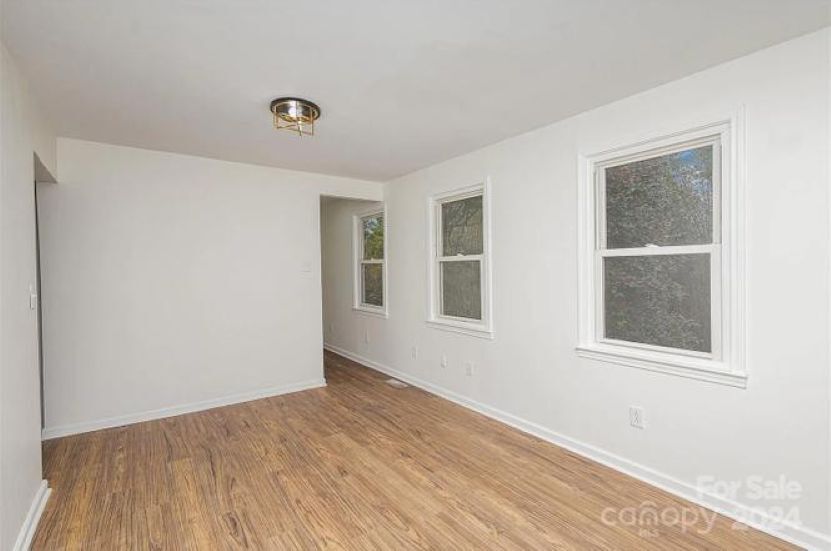 Building Photo - 525 Arlington Cir NW