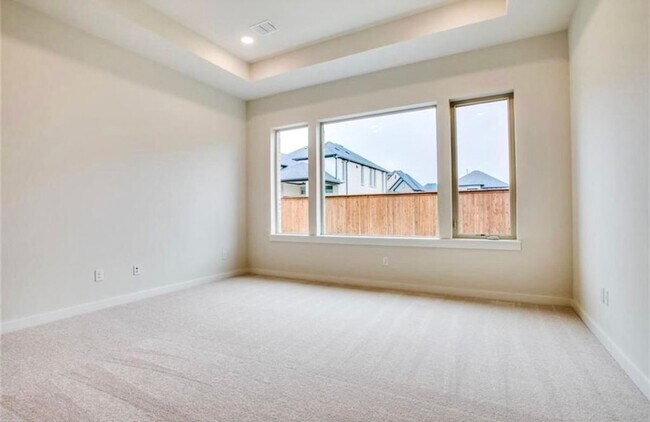 Building Photo - 4031 Heatherton Dr