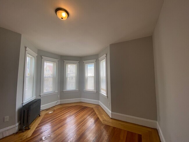 Building Photo - 34 Speedwell St