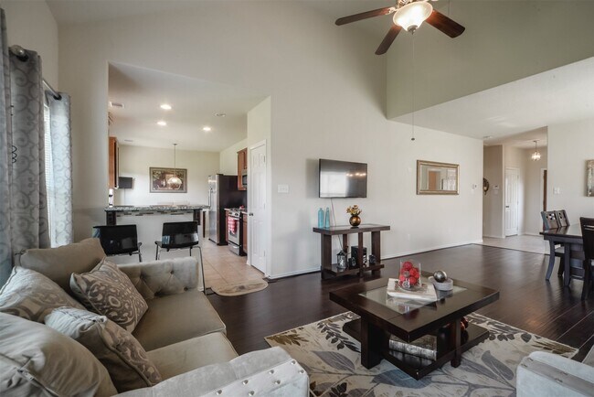 Building Photo - 8730 Sunny Gallop Dr