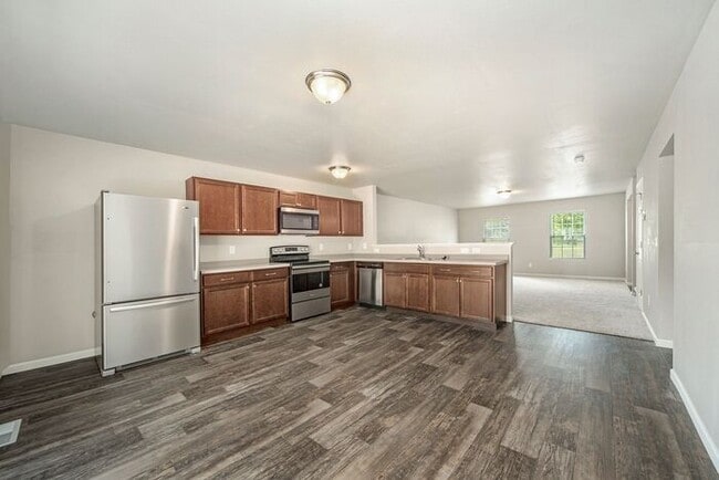 Building Photo - 4340 Briarhill Dr