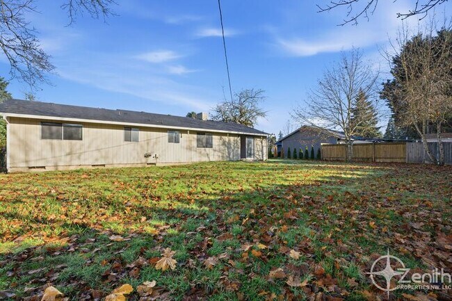 Building Photo - 11907 NE 4th St