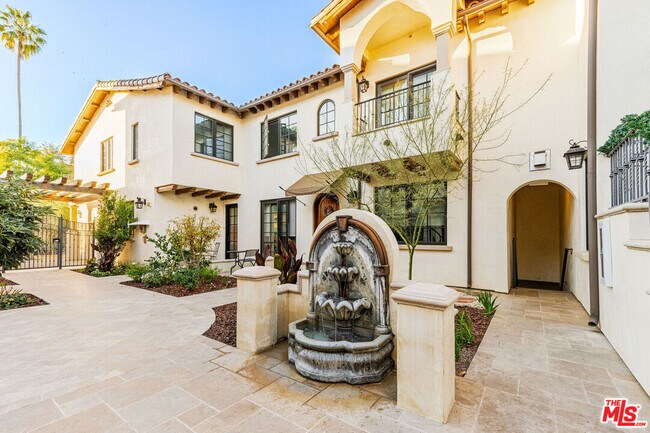 Building Photo - 388 S Los Robles Ave