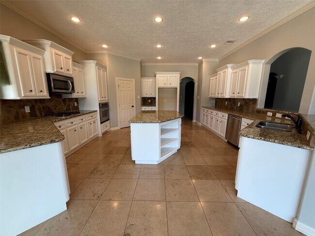Building Photo - 3907 MOVADO Ct