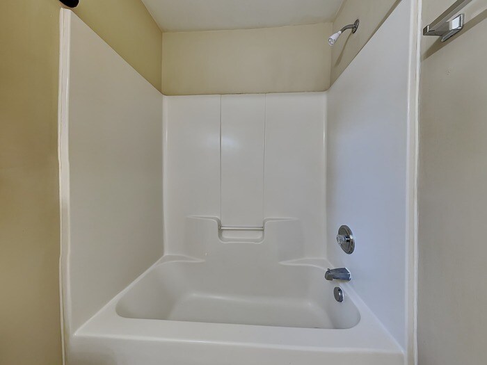 Building Photo - 6227 Dumont Ln