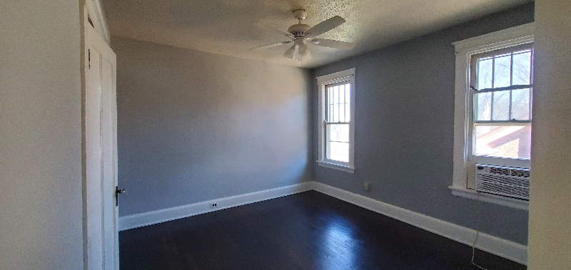 Building Photo - 2950 Kling Ave