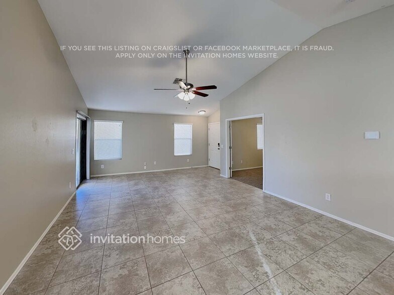 Building Photo - 2369 W Silver Creek Ln