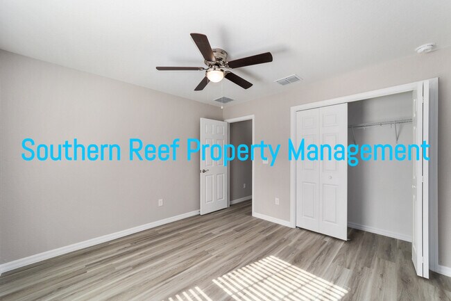 Building Photo - 6589 SW 144th Street Rd