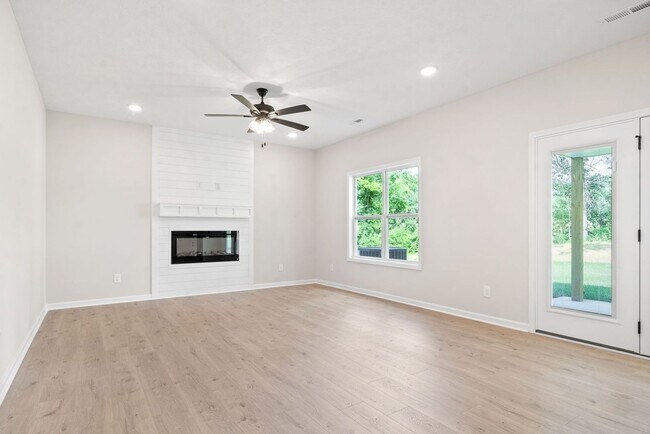 Building Photo - Brand New - 3 Bedroom 2 1/2 Bath Home For ...