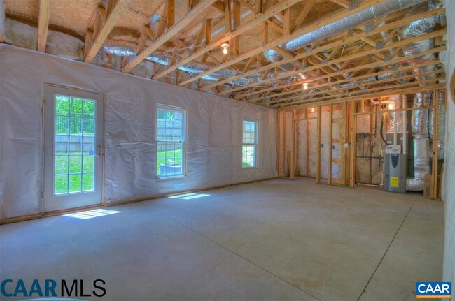 Building Photo - 164 Brookwood Dr