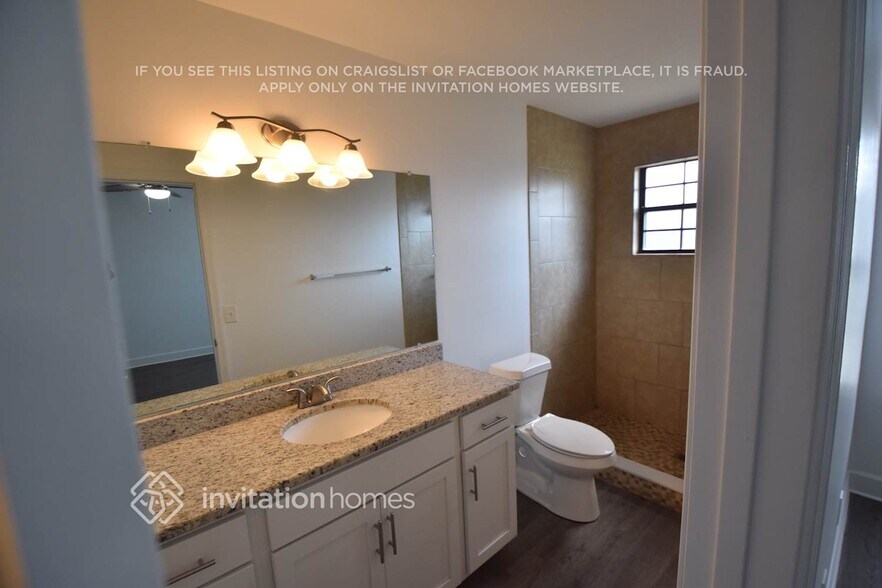 Building Photo - 12454 Rochford Ln