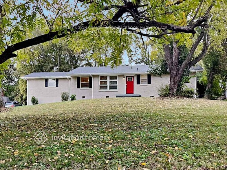 Primary Photo - 562 Whispering Hills Dr