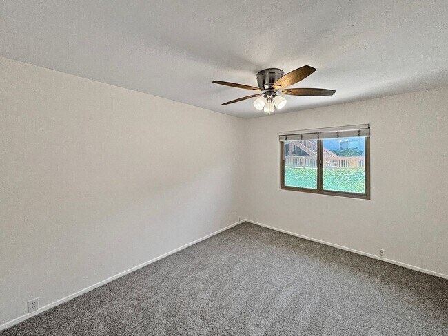 Building Photo - Newly Remodeled 1BD/BA Condo In Mission Va...