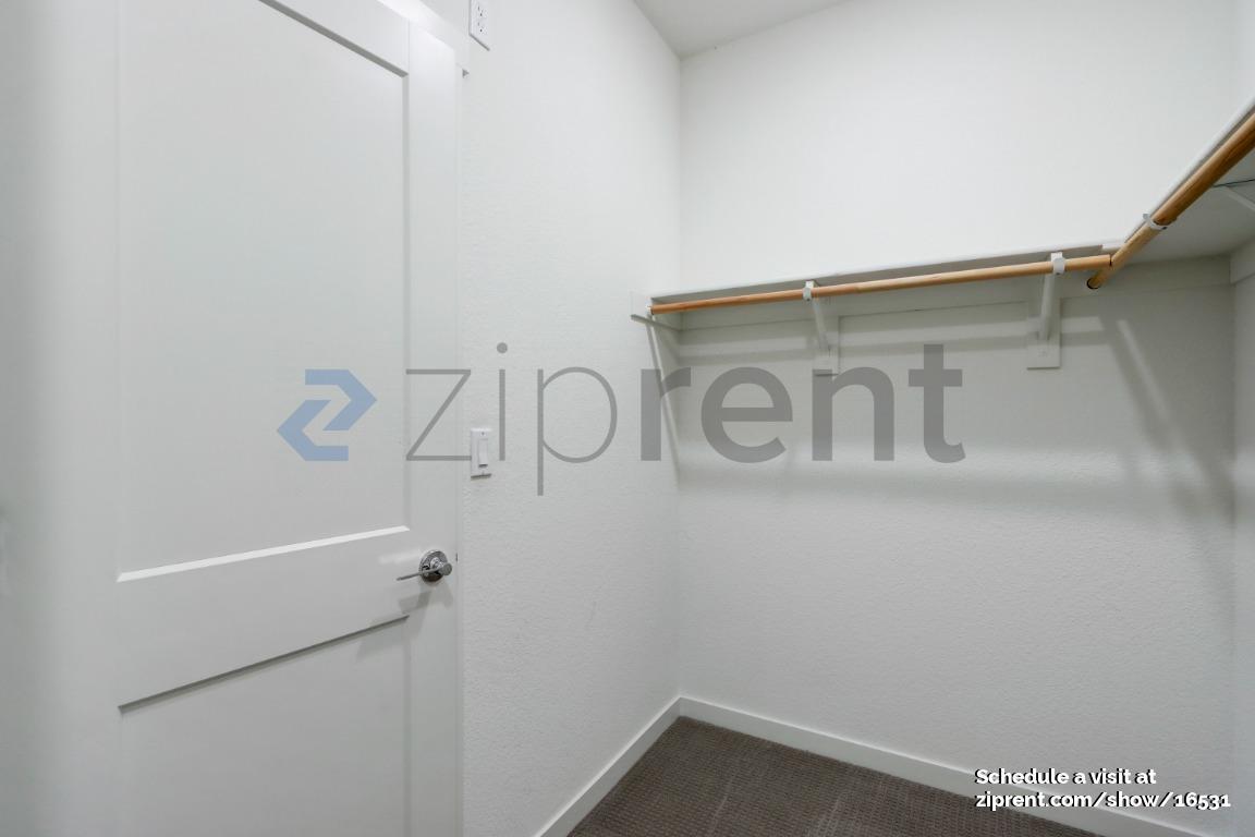 Building Photo - 50 Seasmoke Pl