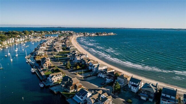 Building Photo - 106 E Shore Ave