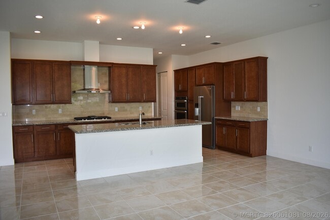 Building Photo - 8865 Kingsmoor Wy