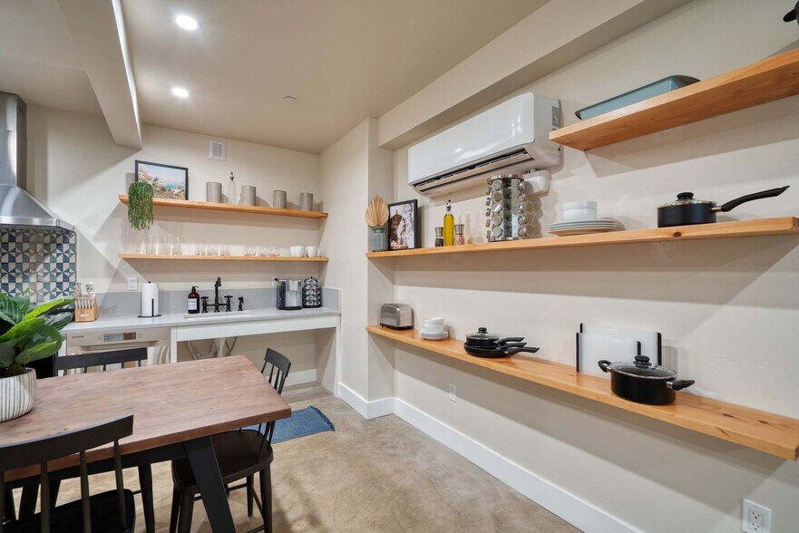 Building Photo - 4065 N Mississippi Ave