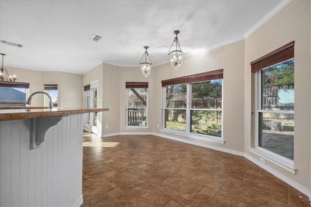 Building Photo - 7924 Vista Ridge Dr N