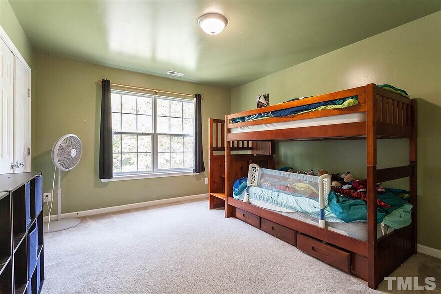 Building Photo - Room in Single Family Home on Autumn Leaf Ln