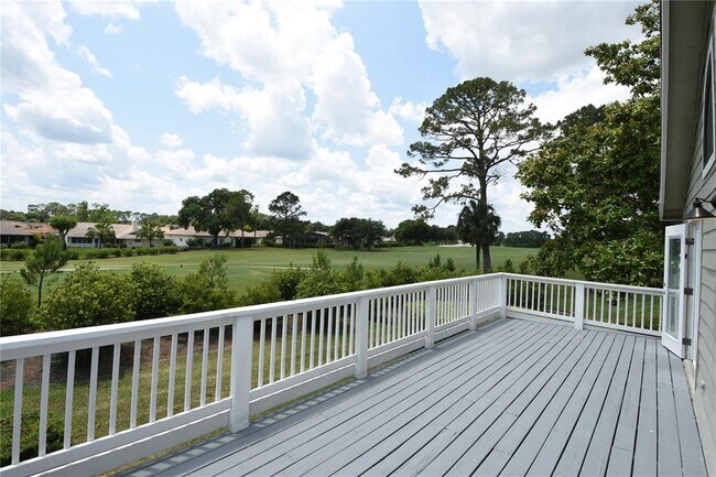 Building Photo - 26 Landings Ln